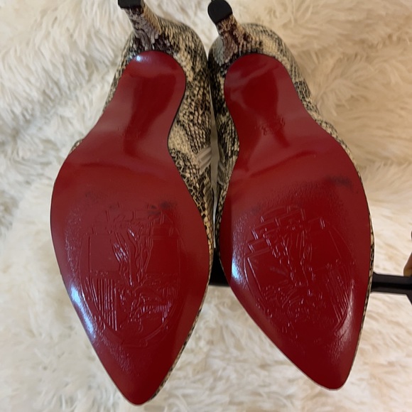 ❗️SOLD❗️Python Print Booties New - Picture 6 of 8